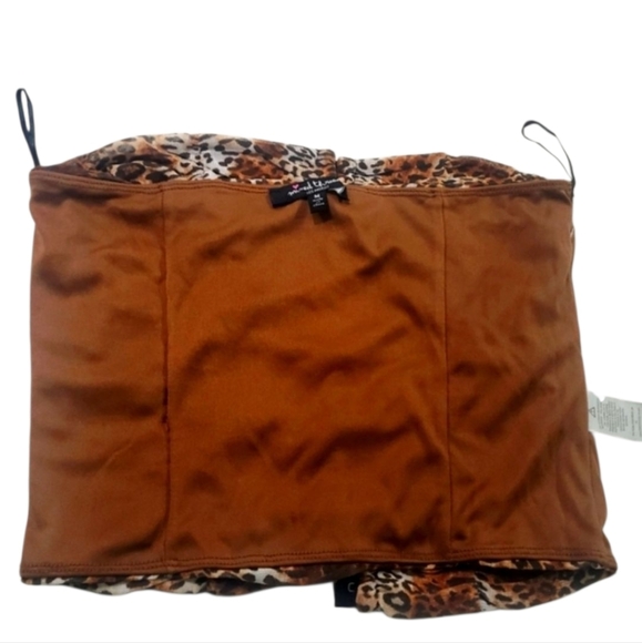 NEW-Mixed Threads off the shoulder print animal Top - Picture 6 of 6